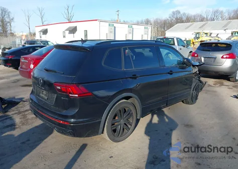 2022 Volkswagen Tiguan 2.0T Se R-Line Black из США, поврежденный, VIN 3VV8B7AX3NM003952